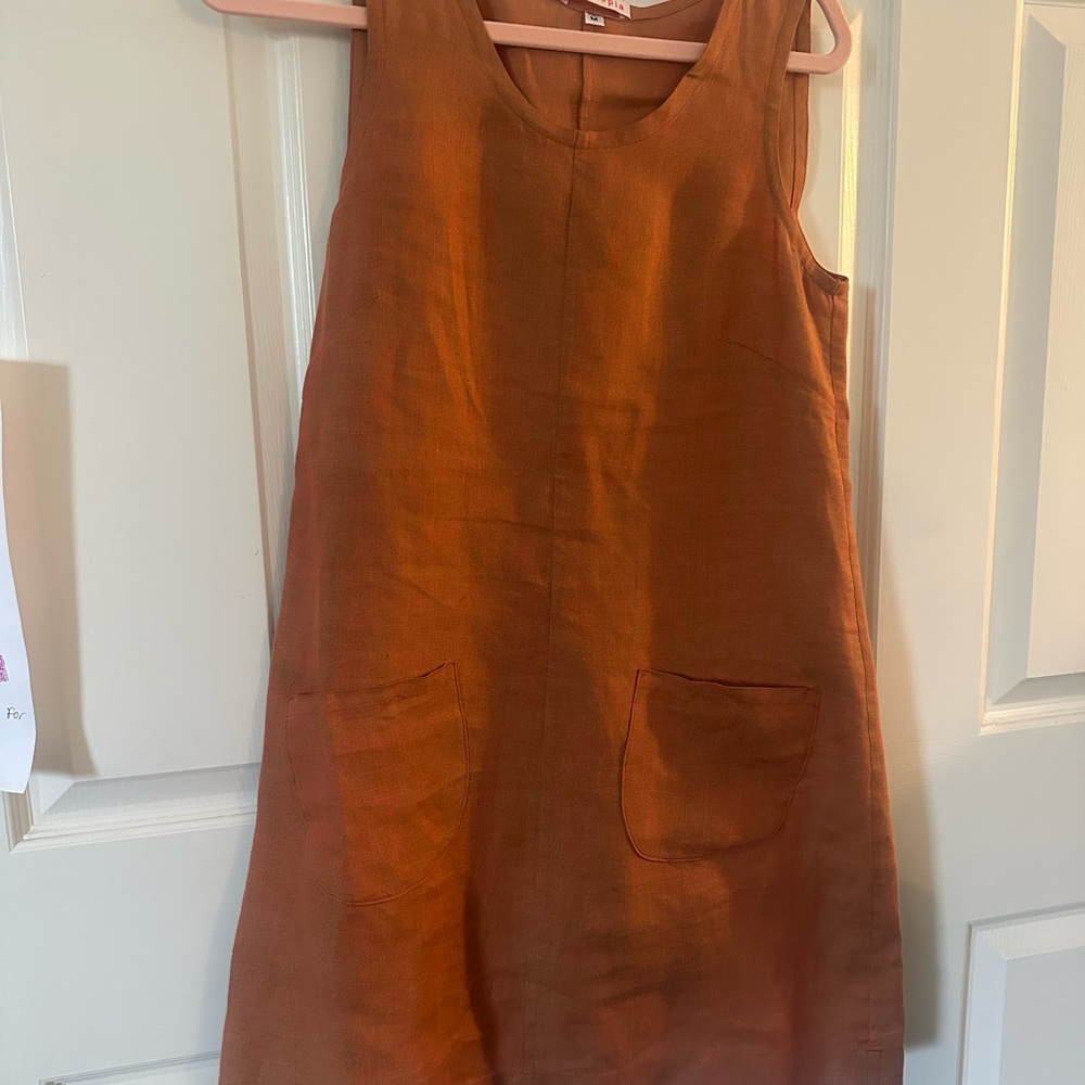 Elegant Orange Sleeveless Dress